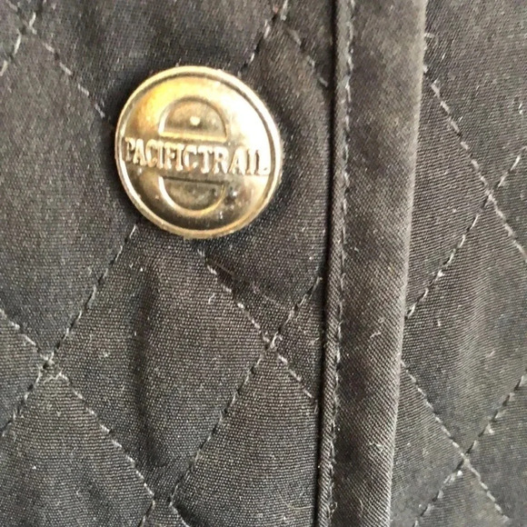 Pacific trail outdoor wear reversible jacket. Two jackets for the price … - Picture 6 of 7